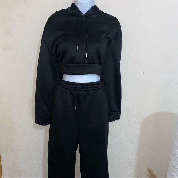 •SOLD• Two Piece Jogger Set - Picture 3 of 4